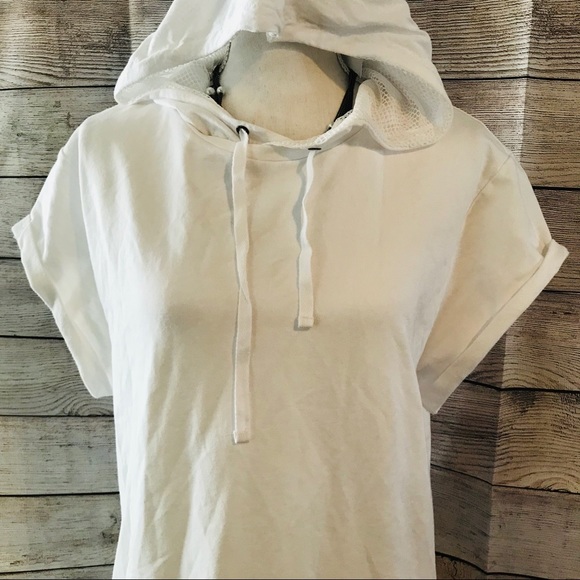 Fabletics Tops - Fabletics short sleeve hoodie